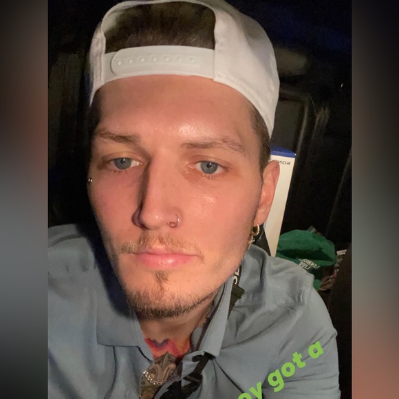 Meet your Posher, Alan dewayne - Picture 2 of 2